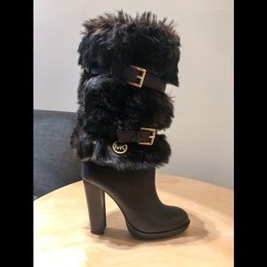 MK Carlie Fur Boots Sz 7